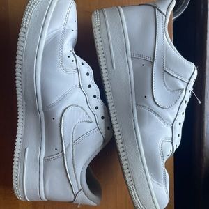Women’s All White Air Force 1’s